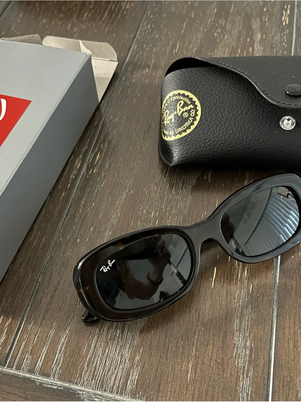 Ray-Ban Women’s Tortoiseshell Frame Sunglasses Havana Green Lenses RB2221